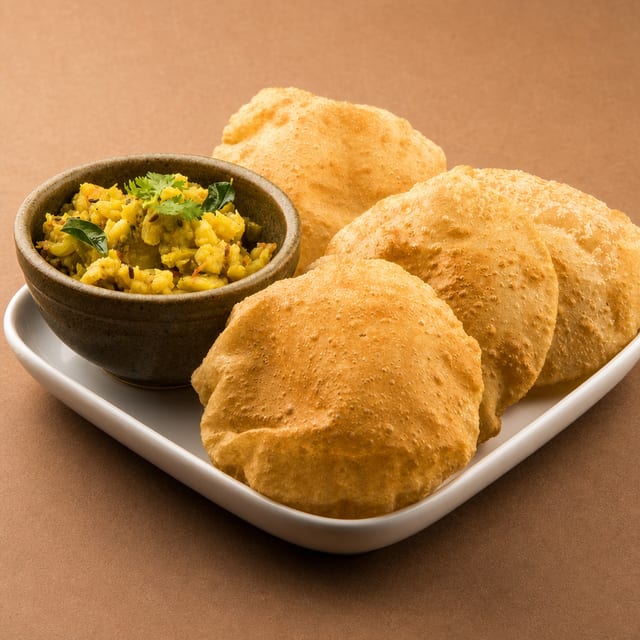 ALOO PURI (2 PCS).