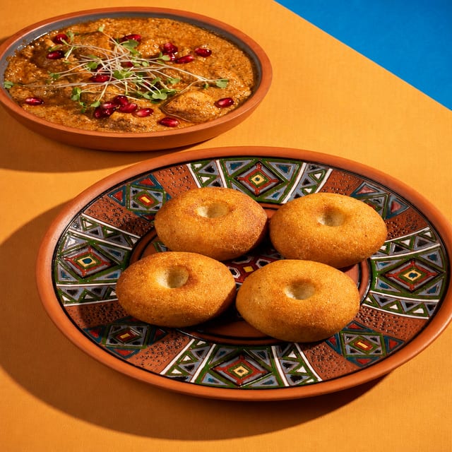 MEDU VADA SAMBAR (2PCS).